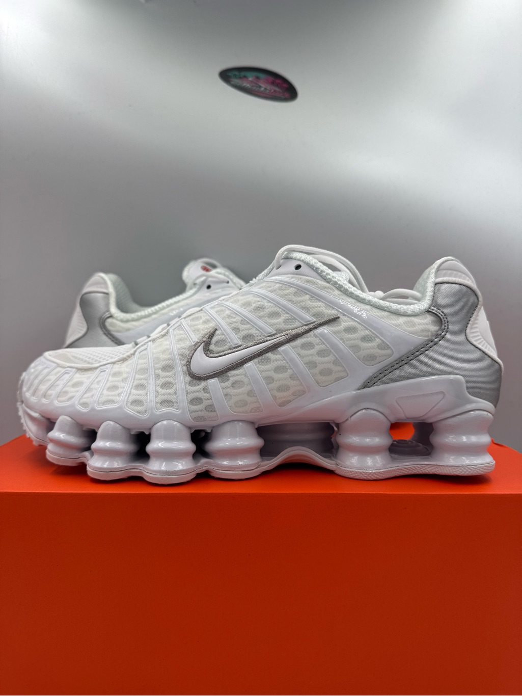Nike Shox Tl White Metallic Silver Brand New Size 10 Women